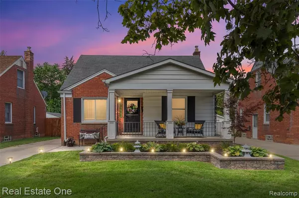 3111 N Blair Avenue, Royal Oak, MI 48073 3520