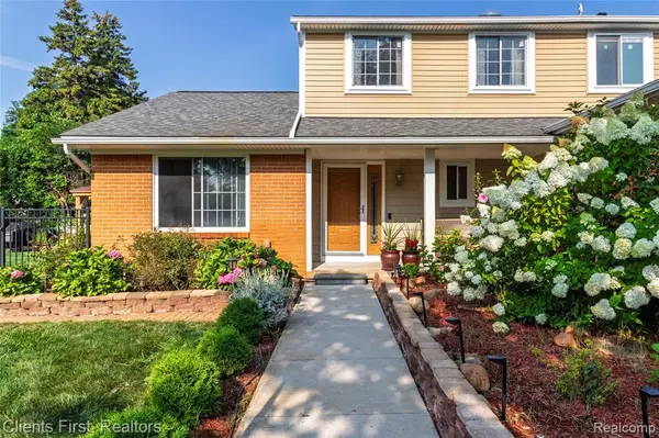 29531 Greenboro Street, Farmington Hills, MI 48334 2145