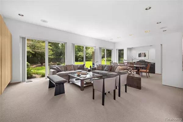 Franklin, MI 48025 1786,27261 Willowgreen Court