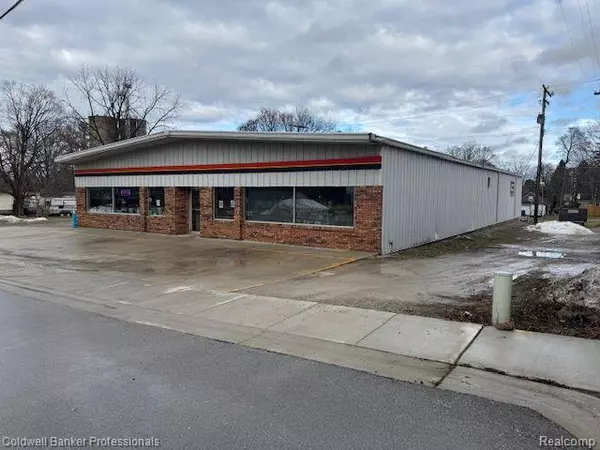 Mayville, MI 48744 9800,5981 FULTON St. Street