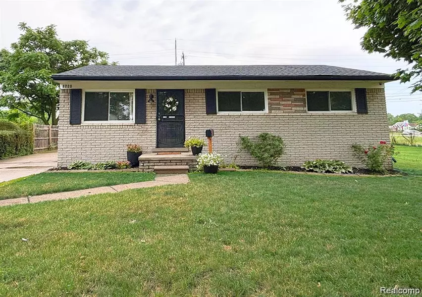 8220 Rivard Avenue, Warren, MI 48089 2923