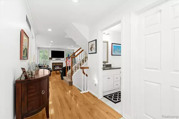 Bloomfield Village, MI 48304,2409 Wildbrook Run