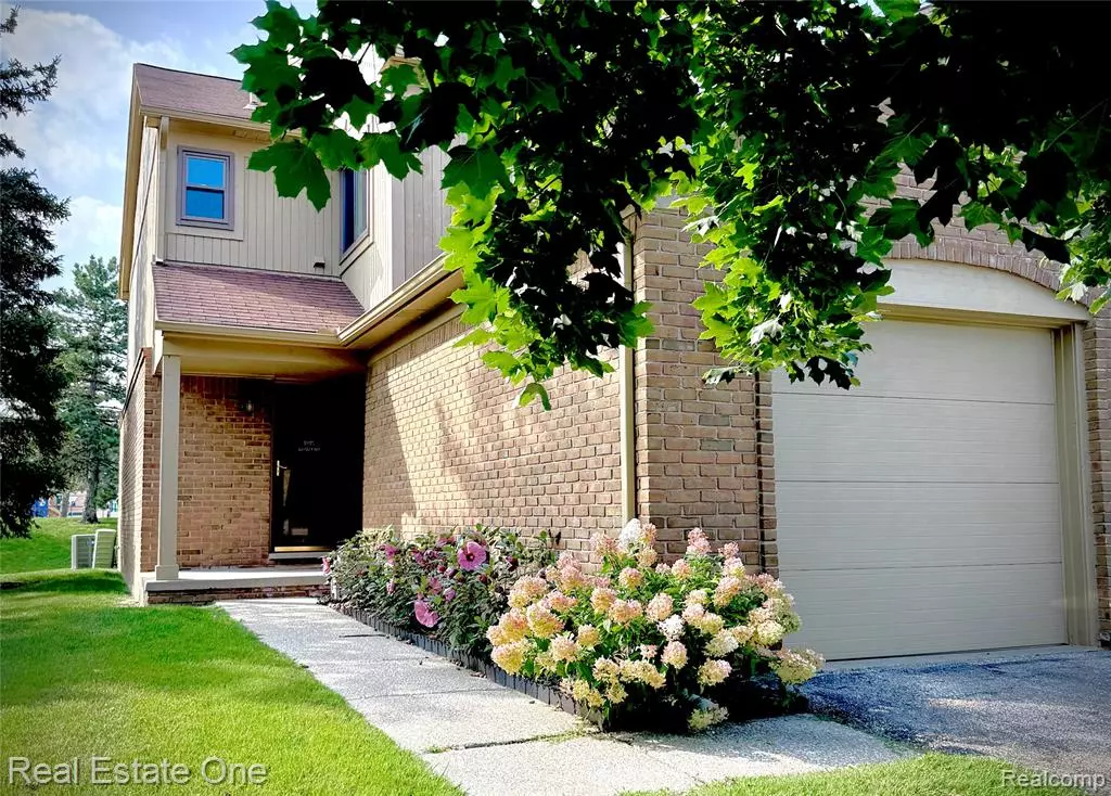 Rochester Hills, MI 48307 4245,510 Tennyson