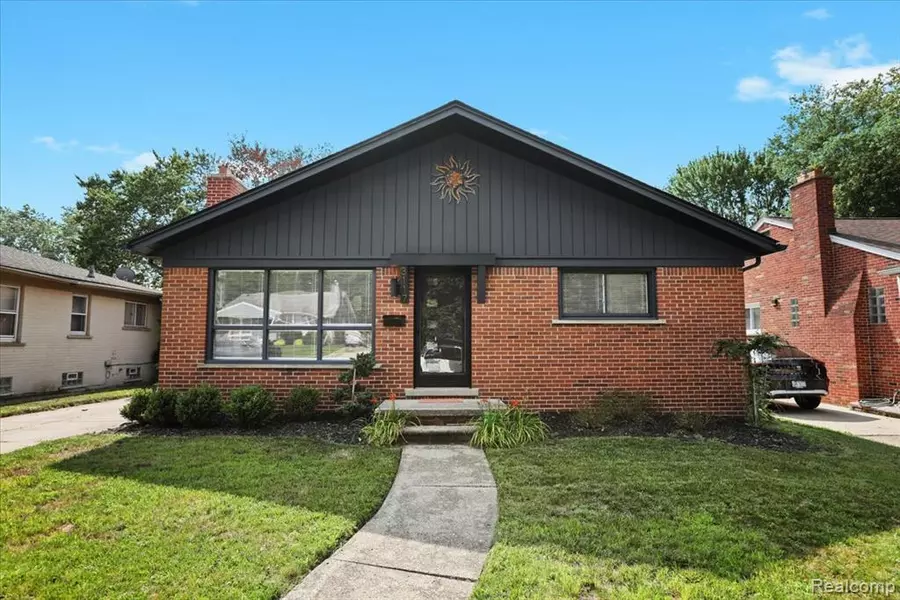 3117 Glenview Avenue, Royal Oak, MI 48073 2318