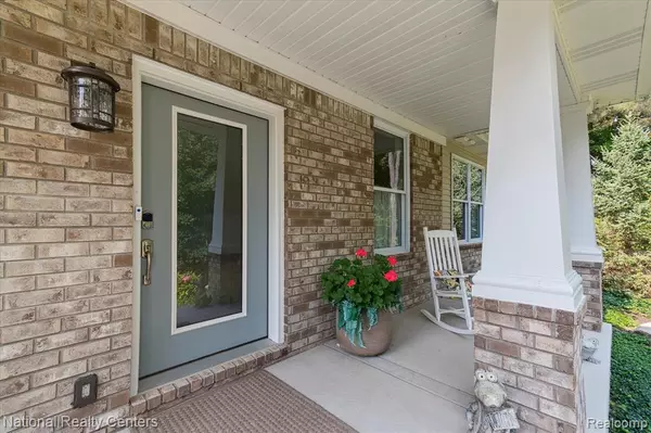 Howell, MI 48843 8420,2350 Melton Drive