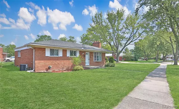 Warren, MI 48088 3627,13265 Geoffry Drive
