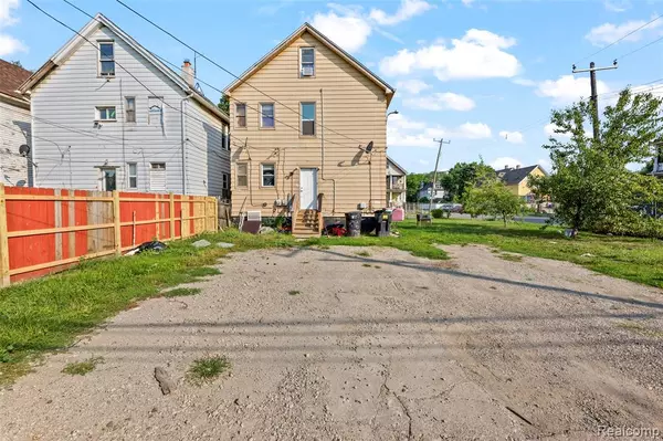 Detroit, MI 48210 2719,7309 Waldo Street