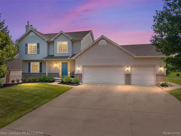 1480 Scotland Yard Drive, Commerce Twp, MI 48390 2282