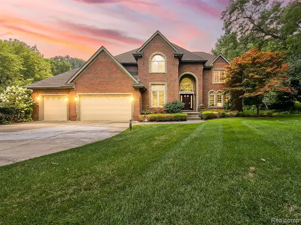 37159 HOWARD Road, Farmington Hills, MI 48331 3548