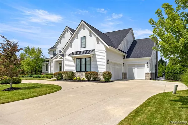 Northville, MI 48168 6610,19084 Chaumont Way