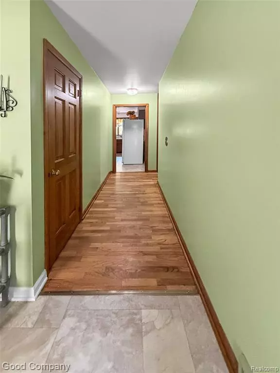 Saginaw, MI 48602 3408,3315 Corvair Lane