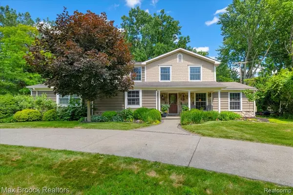 2511 Birch Harbor Lane, West Bloomfield, MI 48324 1903