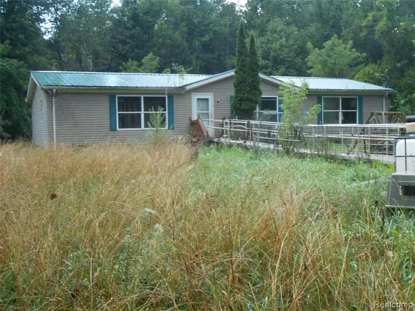 Applegate, MI 48401 9716,2170 Old M 51