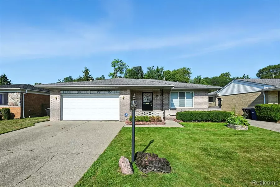 19505 Cherrylawn Street, Detroit, MI 48221 1601