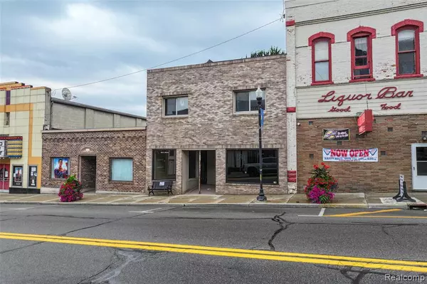 Vassar, MI 48768 1313,126 E Huron Avenue