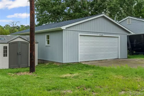 Clarkston, MI 48346 1707,9769 Andersonville Road