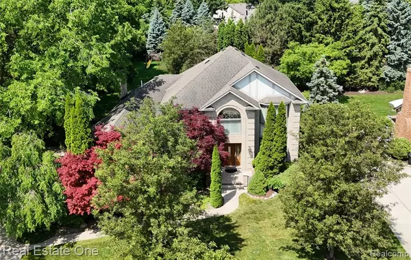 Troy, MI 48085 1583,158 TELFORD Drive
