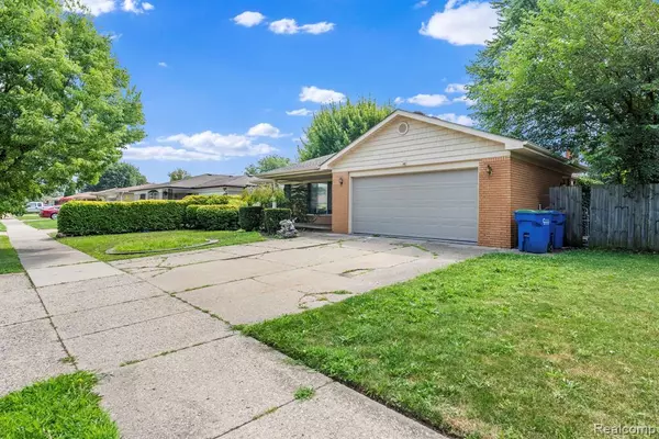 Warren, MI 48088 5766,13738 Jenny Drive