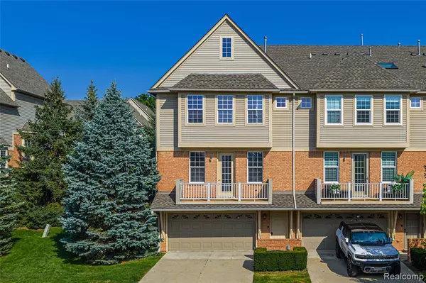 56625 Long Island Drive, Shelby Twp, MI 48316 5740