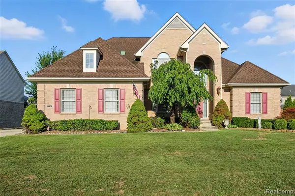 Livonia, MI 48152 2084,20678 Chestnut Circle