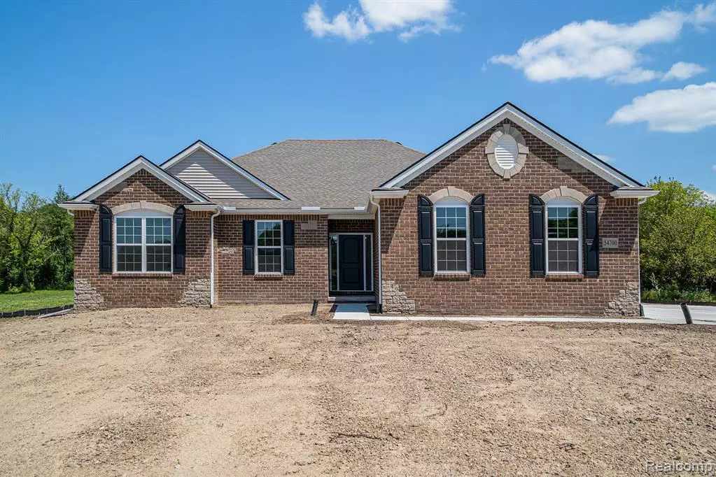 Armada, MI 48005,71714 Hidden River Drive