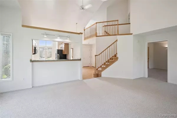 Howell, MI 48843 8134,628 Olde Ivy Lane