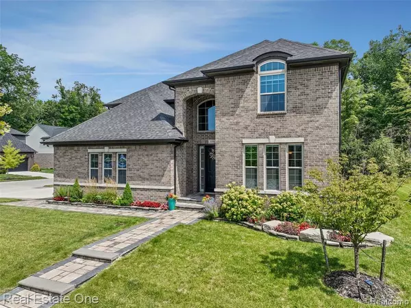 3556 Town Haven Drive, Troy, MI 48083 1023