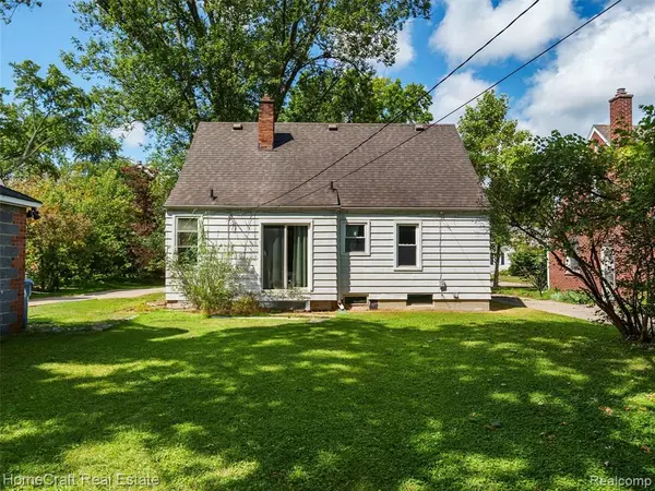 Redford, MI 48240 2225,17366 Centralia