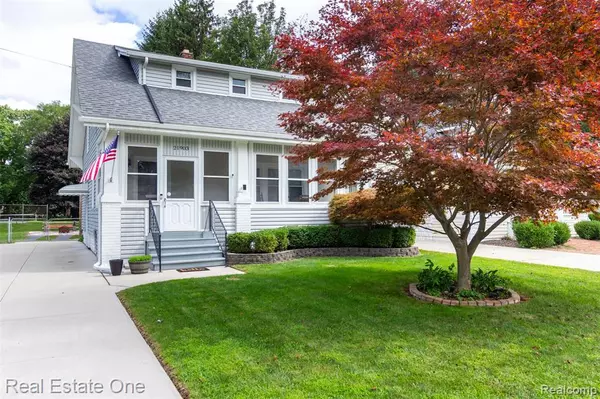 Clinton Township, MI 48035 1712,21903 Elmway Street