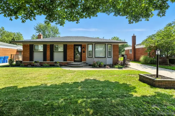 30834 Iroquois Drive, Warren, MI 48088 5042