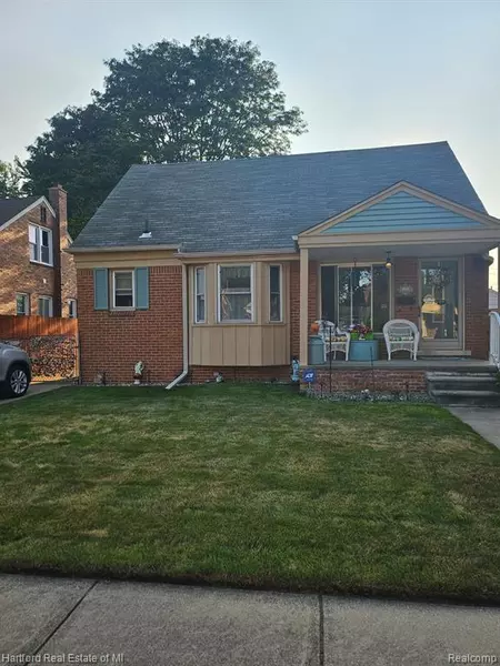 9919 Marion, Redford, MI 48239 2015