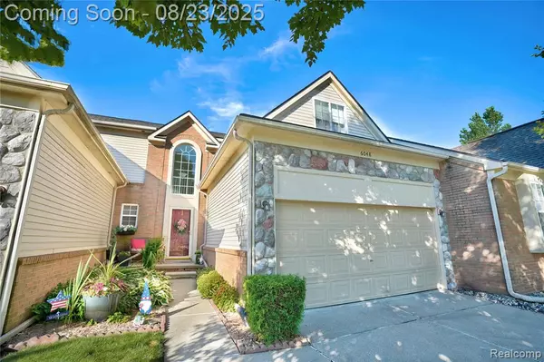 6048 Pine Cone Drive, Grand Blanc, MI 48439 9649