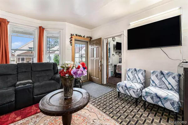 Hamtramck, MI 48212 2730,12090 Gallagher Street