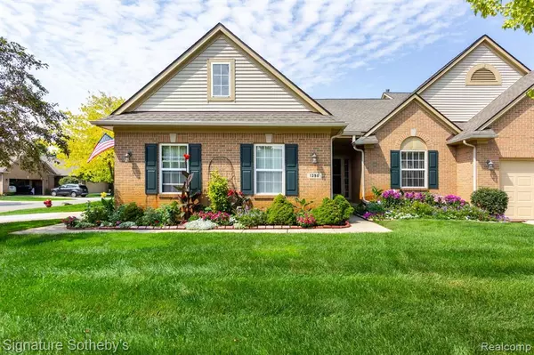 1398 Waverly Drive, White Lake, MI 48386 4550