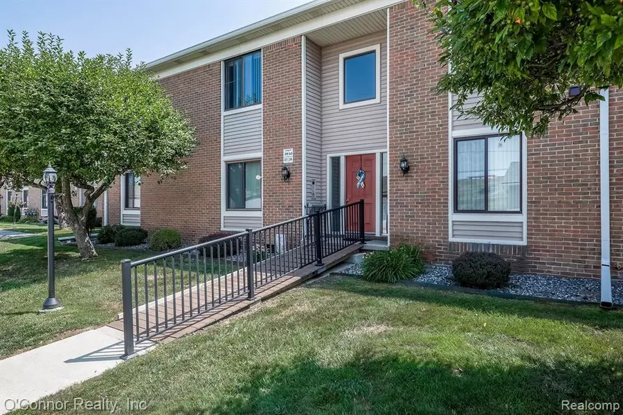 1660 River Road, Marysville, MI 48040 1859