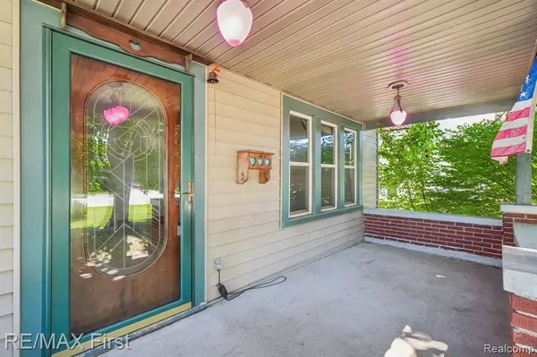 Auburn Hills, MI 48326 3211,2931 Auburn Road