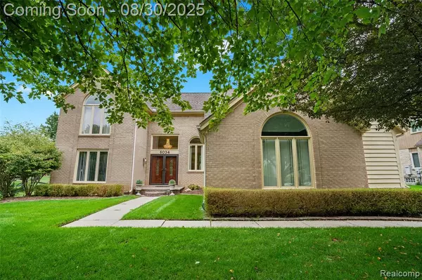 6034 Beachwood Drive, West Bloomfield, MI 48324 1386
