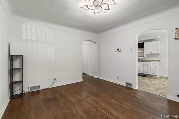 Detroit, MI 48228 4630,7416 Pierson Street