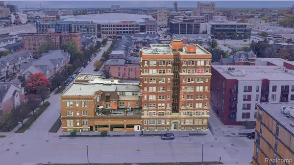 2627 John R Street, Detroit, MI 48201