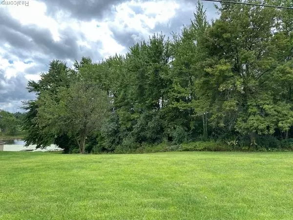 Holly, MI 48442 9445,E Beach Drive