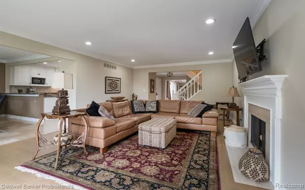 Bloomfield Village, MI 48302 1704,1974 Bent Tree Trail