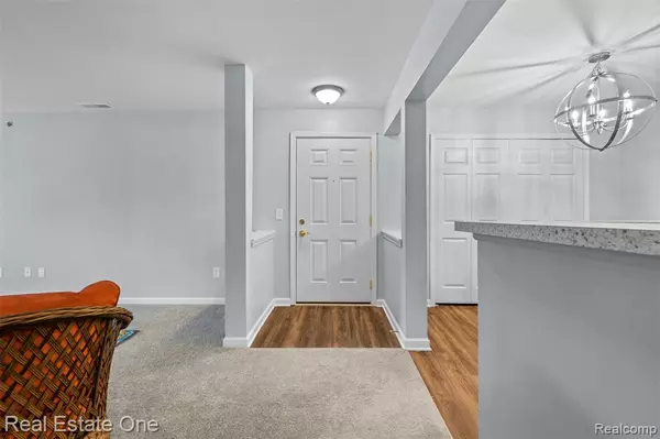 Grand Blanc, MI 48439 2639,14203 Pinehurst Lane