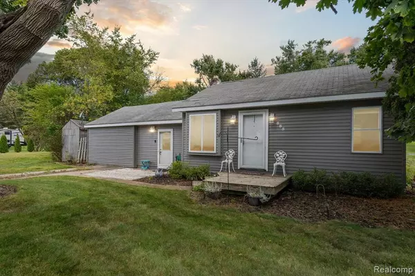 Pontiac, MI 48340 1334,885 E Northfield Avenue