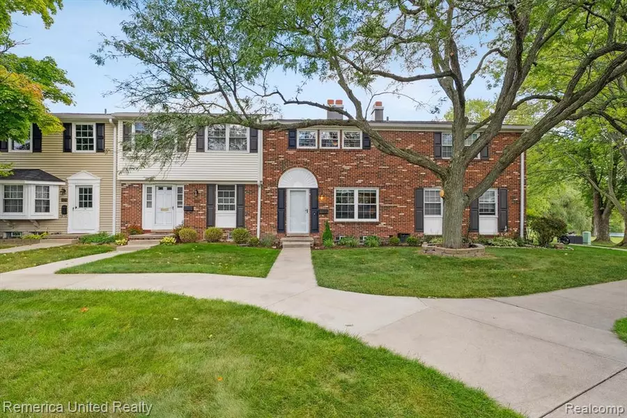 41377 Leidel Court, Northville, MI 48167 1928