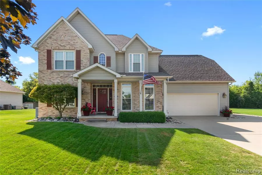 8316 N Port, Grand Blanc, MI 48439 8064