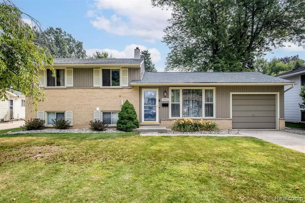 Sterling Heights, MI 48313 4608,39856 Parklawn Drive