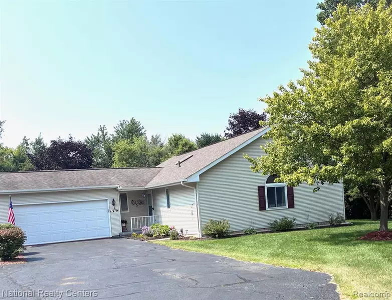 11710 Hawthorne Glen Drive, Grand Blanc, MI 48439 1381