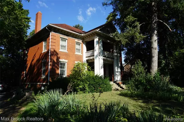 24 Ridge Road, Pleasant Ridge, MI 48069 1118