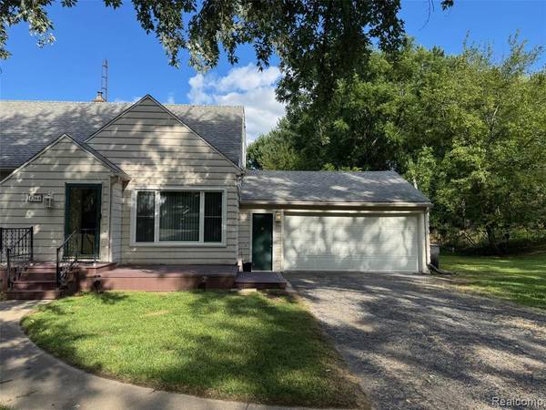 1364 S Westwood Drive, Flint, MI 48532 2665