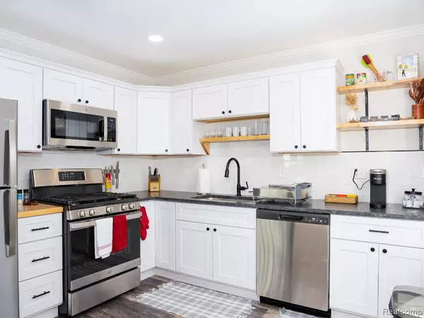 Warren, MI 48089 4108,25620 Tecla Avenue